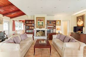 Amomos Villa with Swimming Pool