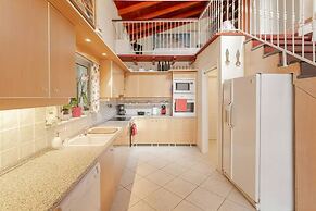 Amomos Villa with Swimming Pool