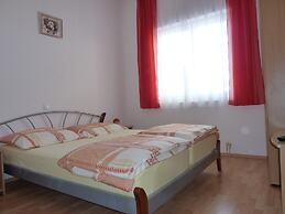 Maretsol Vacation House