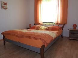 Maretsol Vacation House