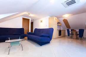 Maretsol Vacation House