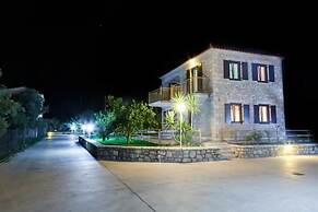 Glyfada Villas 3