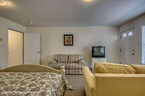 Hemingways By the Sea