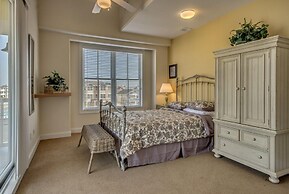 Hemingways By the Sea