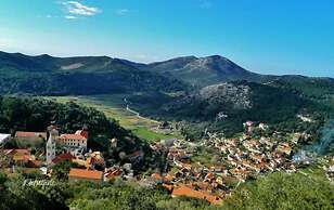 Apartments Marija Lastovo