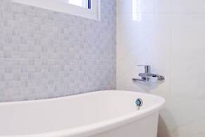 Jiutiandou Parent-Child House