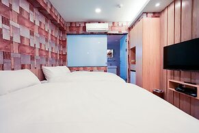 Jiutiandou Parent-Child House