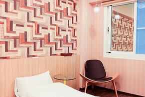 Jiutiandou Parent-Child House