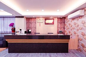 Jiutiandou Parent-Child House