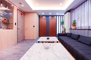 Jiutiandou Parent-Child House