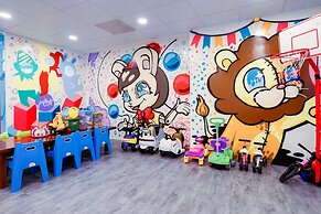 Jiutiandou Parent-Child House