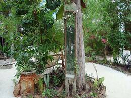Casa Umoja Guesthouse