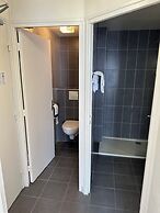 Square Hotel
