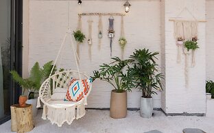 Sanayen Villa & Residences