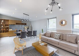 Sanayen Villa & Residences