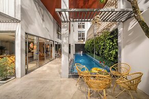 Sanayen Villa & Residences