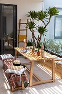 Sanayen Villa & Residences