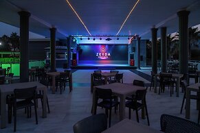 Zeyda Kemer Hotel
