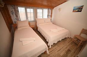 Bozcaada Lara Butik Hotel