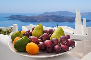 Amity Suites - Adults Only