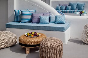 Amity Suites - Adults Only