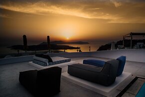 Amity Suites - Adults Only