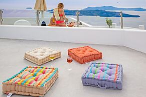 Amity Suites - Adults Only