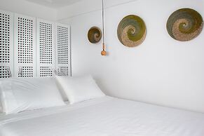 Amity Suites - Adults Only