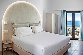 Amity Suites - Adults Only