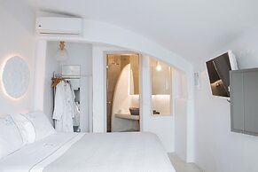 Aperto Suites - Adults Only