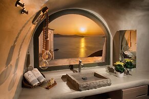 Aperto Suites - Adults Only