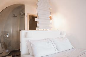 Aperto Suites - Adults Only