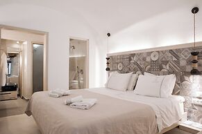 Aperto Suites - Adults Only