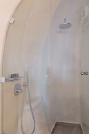 Aperto Suites - Adults Only