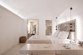 Aperto Suites - Adults Only