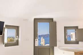 Aperto Suites - Adults Only