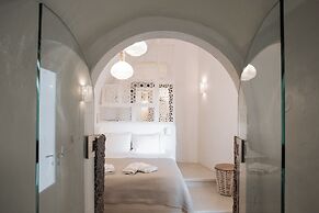 Aperto Suites - Adults Only