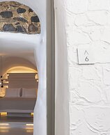 Aperto Suites - Adults Only