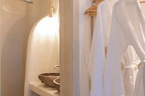 Aperto Suites - Adults Only