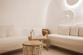 Aperto Suites - Adults Only