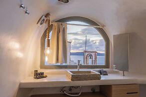 Aperto Suites - Adults Only