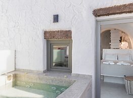 Aperto Suites - Adults Only