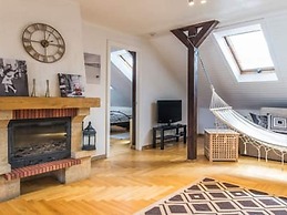 Old Riga Romantic Loft