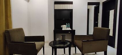 Hotel Anchal Villa By YB Hotels