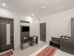 Hotel Anchal Villa By YB Hotels