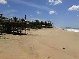 Green leaf cabanas