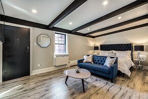 Applewood Suites - Etobicoke