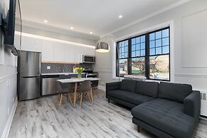 Applewood Suites - Etobicoke