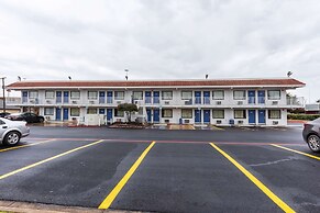 Motel 6 North Richland Hills, TX