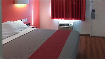 Motel 6 North Richland Hills, TX